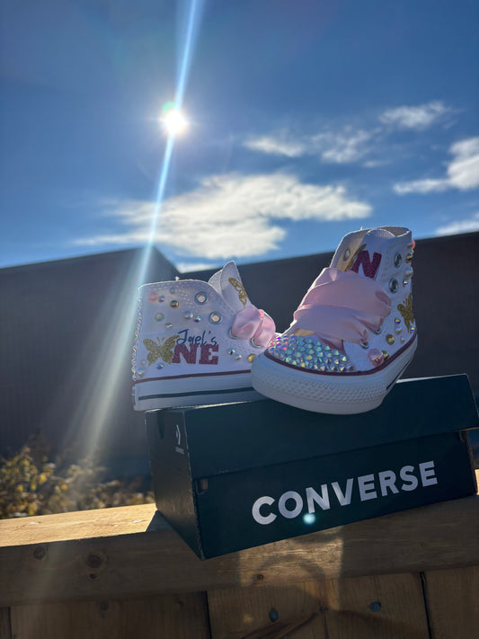 One derland Chucks