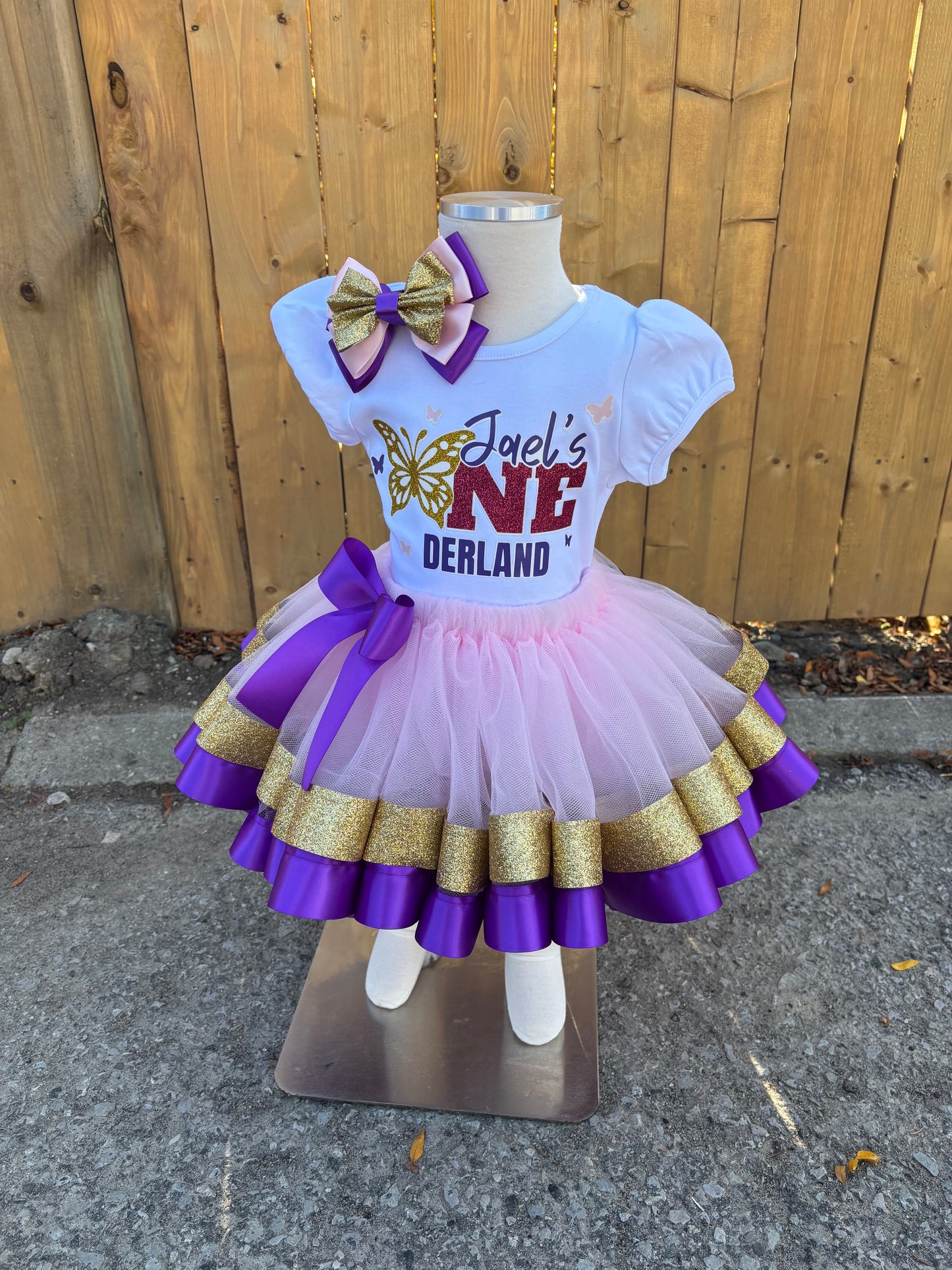 One derland Tutu outfit